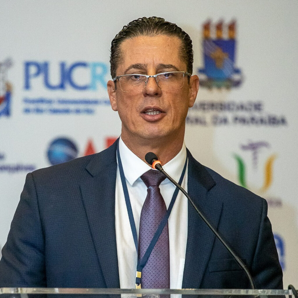 Prof. Júlio César Pogorzelski